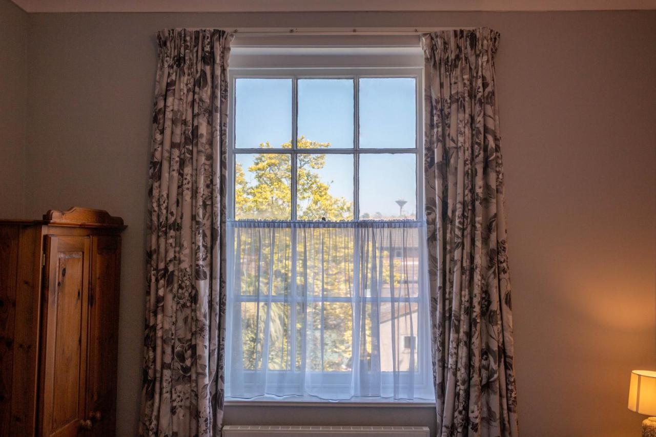Grand 2 Bed Georgian Apartment At Florence House With King Bed, In The Heart Of Herne Bay & 300M From Beach Exteriér fotografie